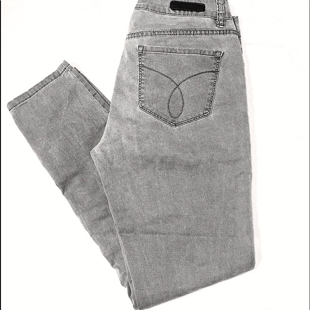 Calvin Klein cropped jeans